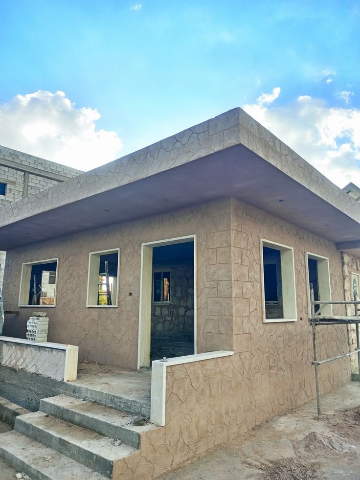 بناء استراحة خاصة للعائلات بتصميم مريح ومساحات متكاملة.